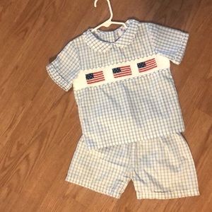 🇺🇸Smocked shirt and matching shorts